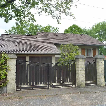 Spacieuse à Aix Avec Jardin Clos Et 6/8 Pers, Animaux Acceptés - Fr-1-555-71