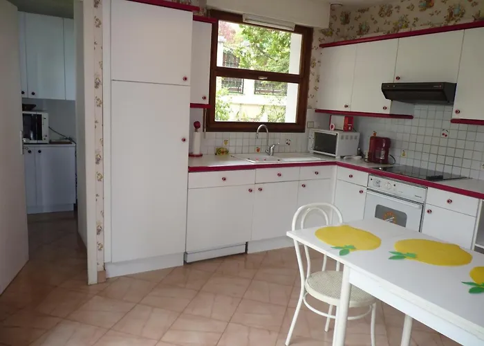 Spacieuse A Aix, Jardin Clos, Animaux Admis - Fr-1-555-71 Semesterbostad